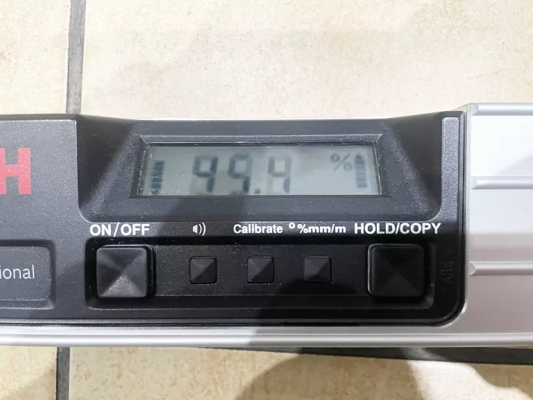 poziomica-laserowa-bosch-dnm-120-l-pokrowiec-okazja-rodzaj-libella