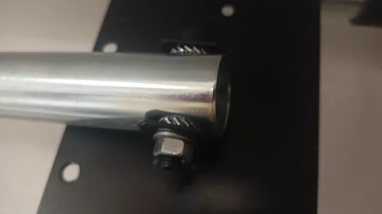 STOJAK Z MOCOWANIEM NA KIEROWNICĘ WHEEL STAND PRO