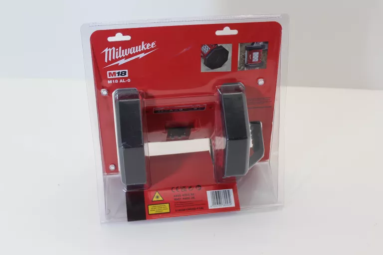 latarka-halogenowa-milwaukee-m18-al-stan-powystawowy