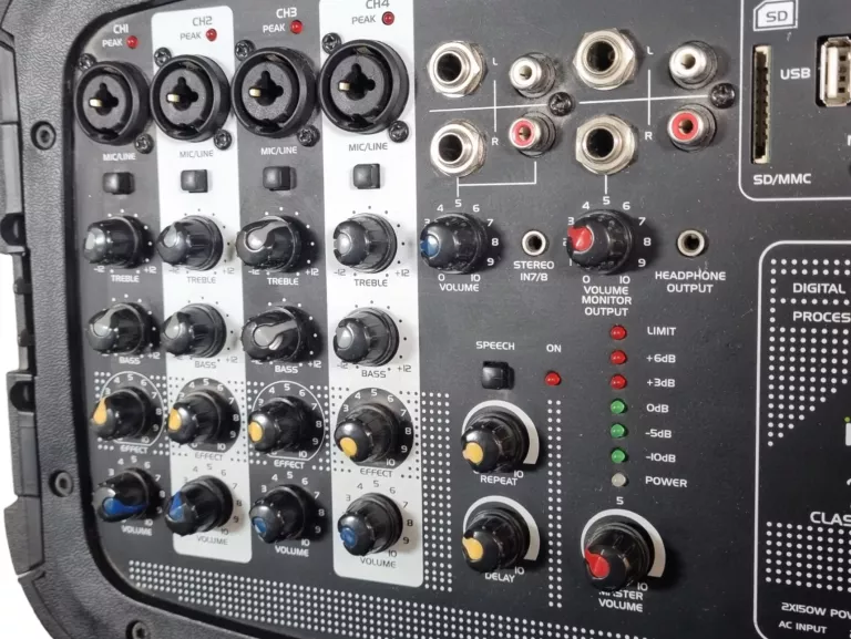 zestaw-2-kolumn-z-mixerem-ibiza-combo210-300w-marka-ibiza-light