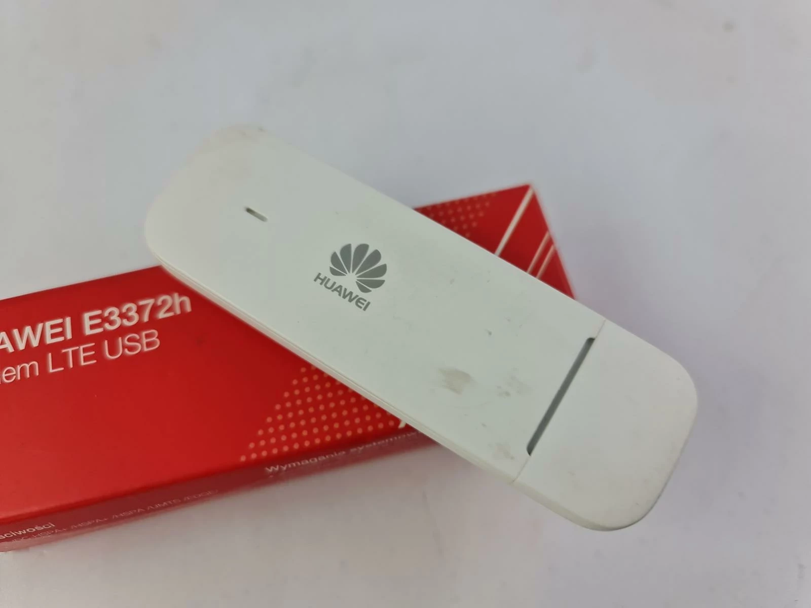 modem-huawei-e3372h-pudelko-stan-uzywany