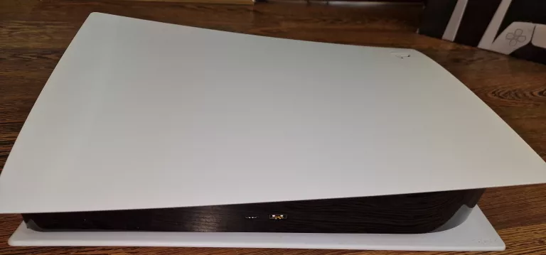 SONY PLAYSTATION 5 DIGITAL (825GB) CFI-1216B + PAD PS5 +STACJA ŁADUJĄCA