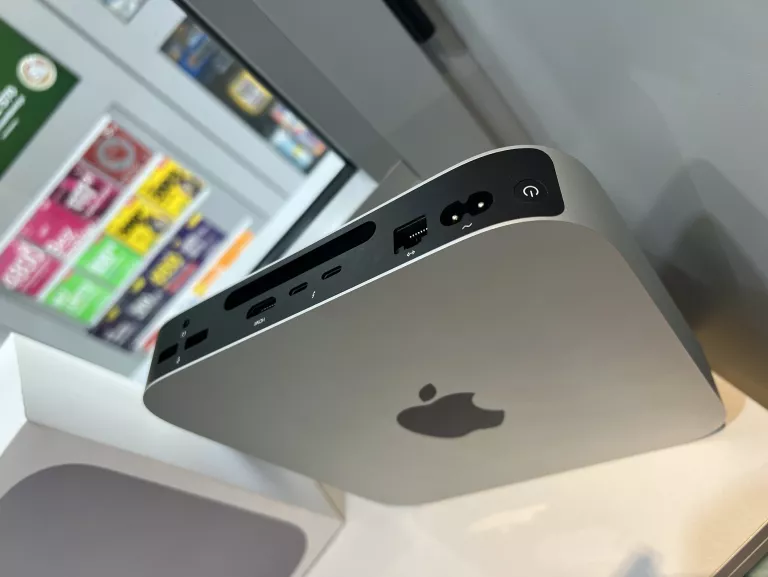 MAC MINI 8GB/256 SSD KOMPLET