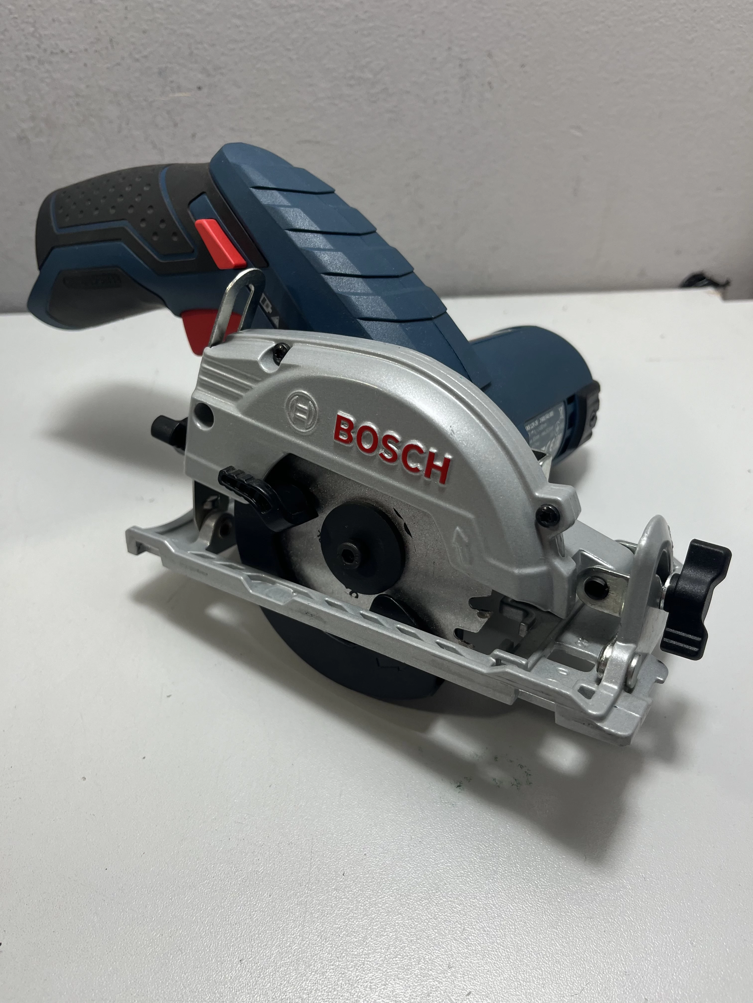 bosch-gks-12v-26-2x-30ah-l-boxx-pilarka-tarczowa-stan-uzywany