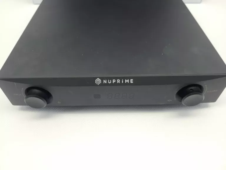 NUPRIME IDA-8 (IDA8) ZINTEGROWANY CYFROWY WZMACNIACZ STEREO