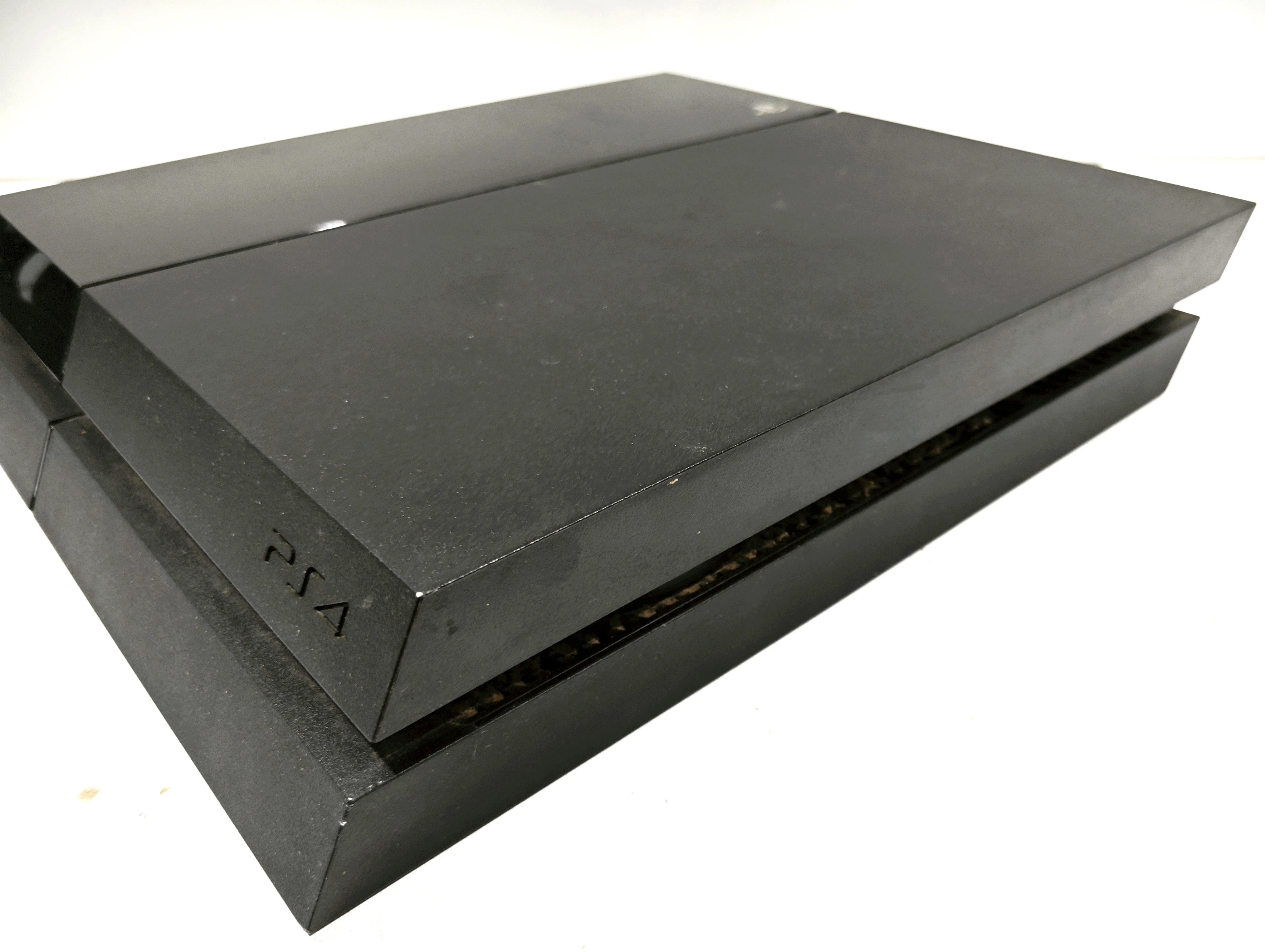 konsola-ps4-fat-500gb-czarna-opis-gry-w-zestawie-nie