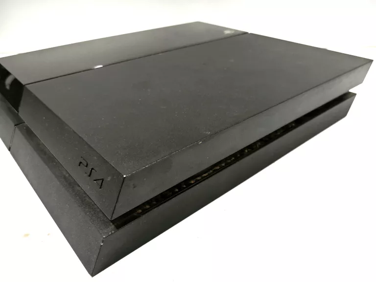 konsola-ps4-fat-500gb-czarna-opis-gry-w-zestawie-nie