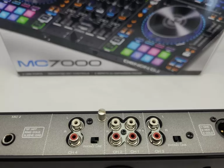 DENON DJ MC7000 - KONTROLER DJ-SKI