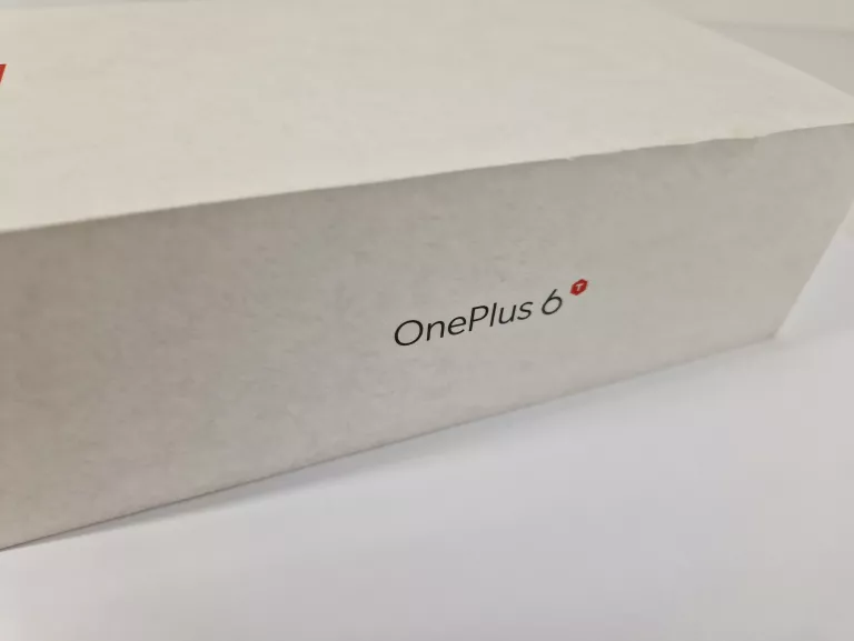 TELEFON ONEPLUS 6T 8/128GB