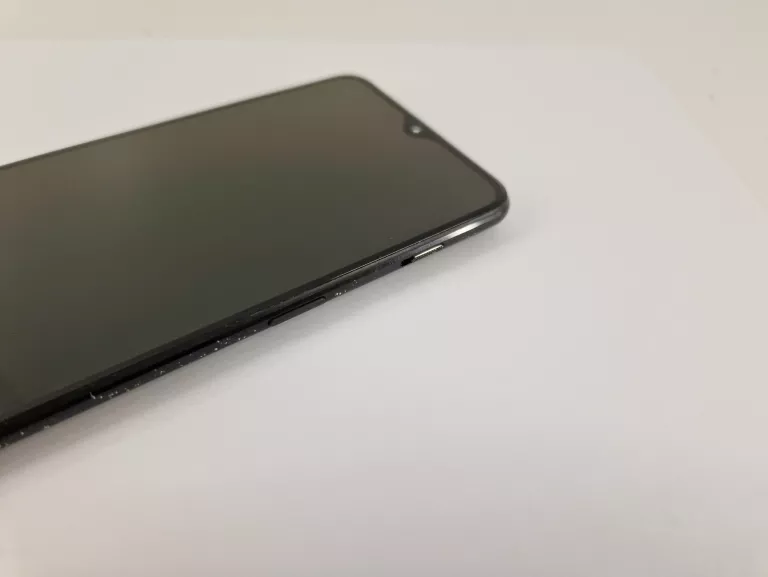 TELEFON ONEPLUS 6T 8/128GB
