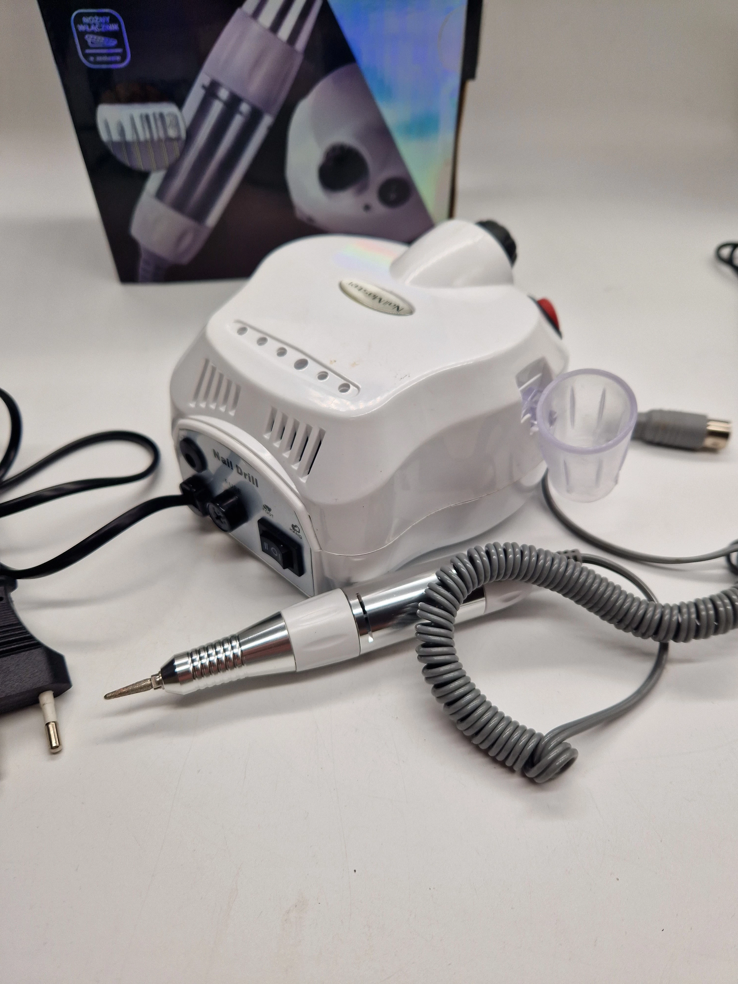 frezarka-bloom-nails-dm-202-komplet-kolor-dominujacy-bialy