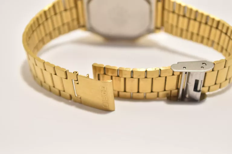 ZEGAREK CASIO STANDARD DIGITAL A168WG-9EF
