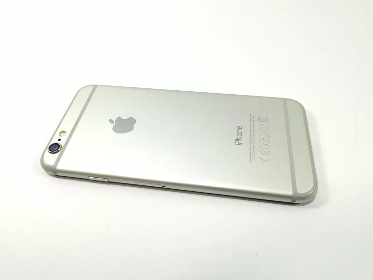 SMARTFON APPLE IPHONE 6S 2 GB / 16 GB SREBRNY