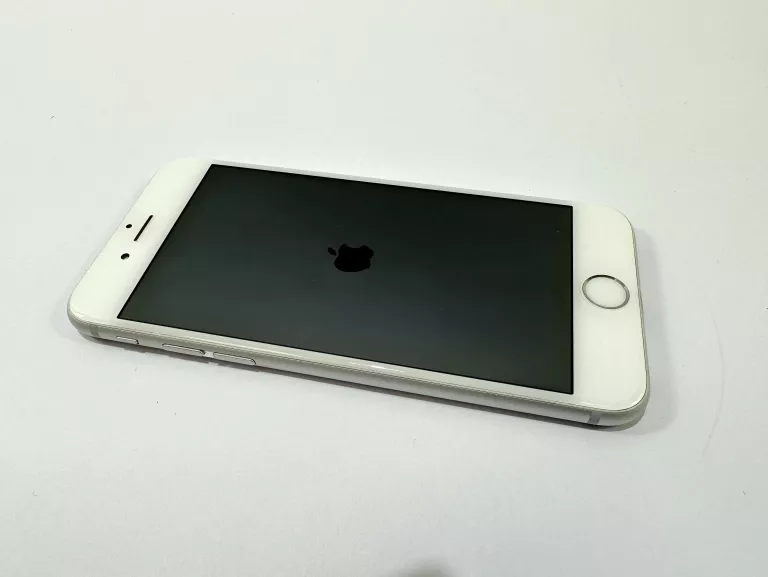 SMARTFON APPLE IPHONE 6S 2 GB / 16 GB SREBRNY