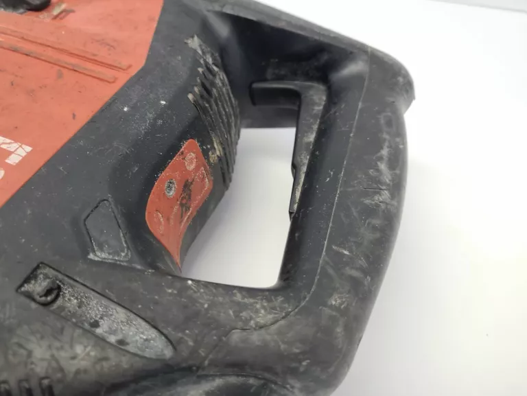 MŁOT WYBURZENIOWY HILTI TE 70