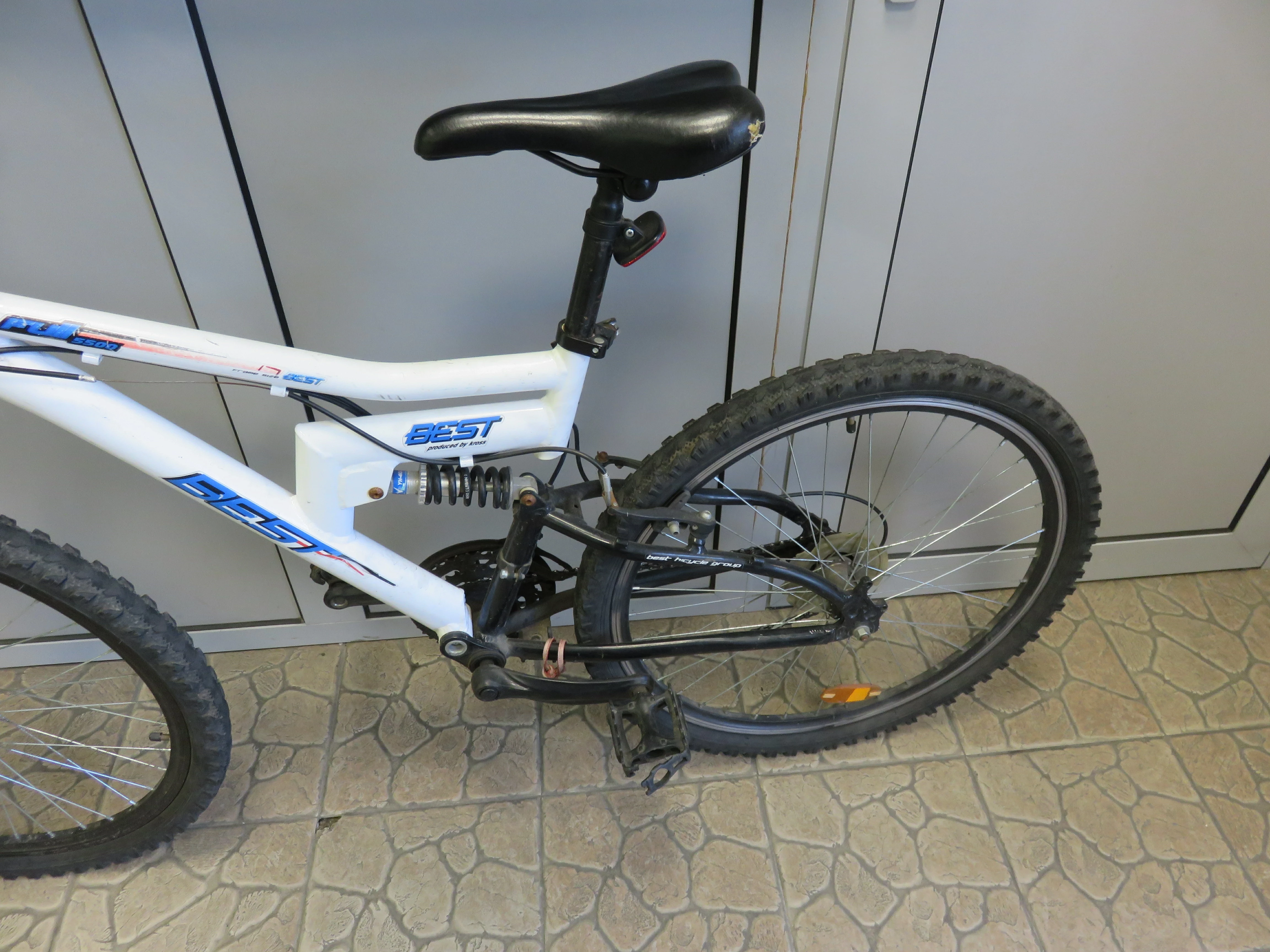 rower-gorski-best-bialy-rozmiar-ramy-brak-informacji