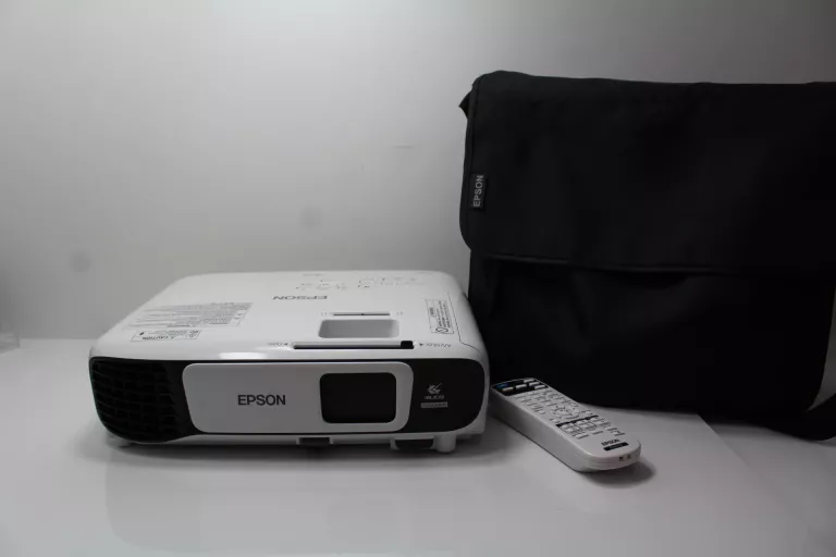 PROJEKTOR EPSON EB-U42 3LCD + TORBA #OKAZJA