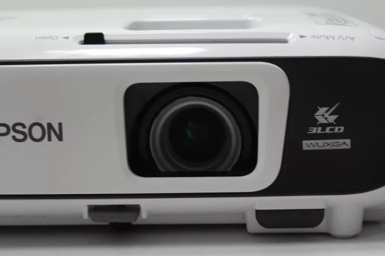 PROJEKTOR EPSON EB-U42 3LCD + TORBA #OKAZJA