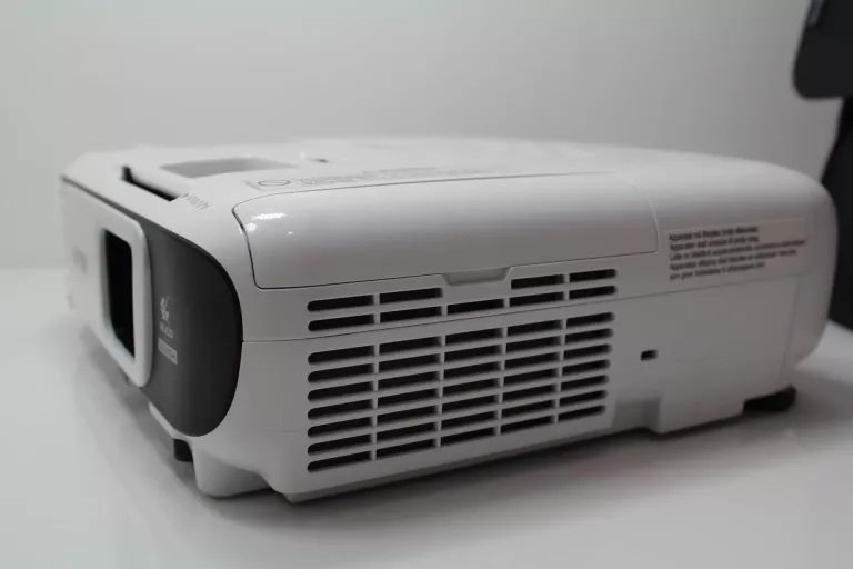 PROJEKTOR EPSON EB-U42 3LCD + TORBA #OKAZJA