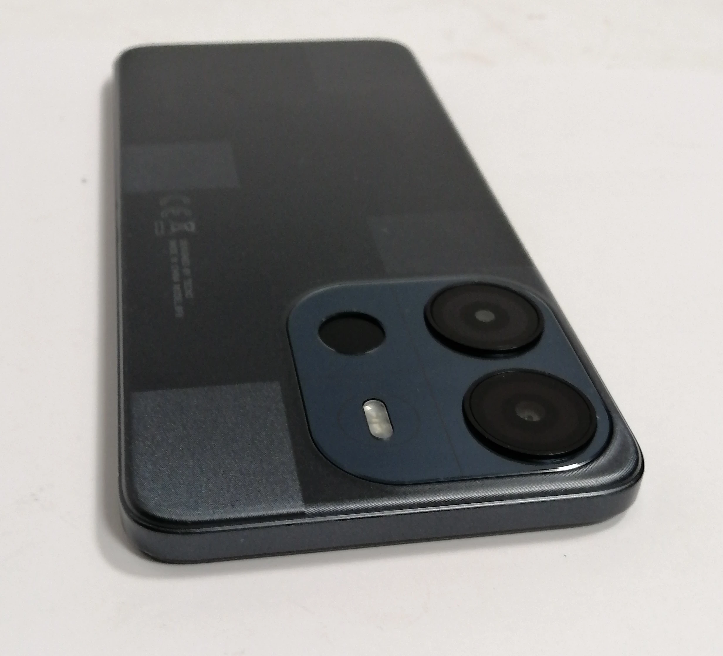 telefon-tecno-pop-7-2gb-64gb-komunikacja-bluetooth