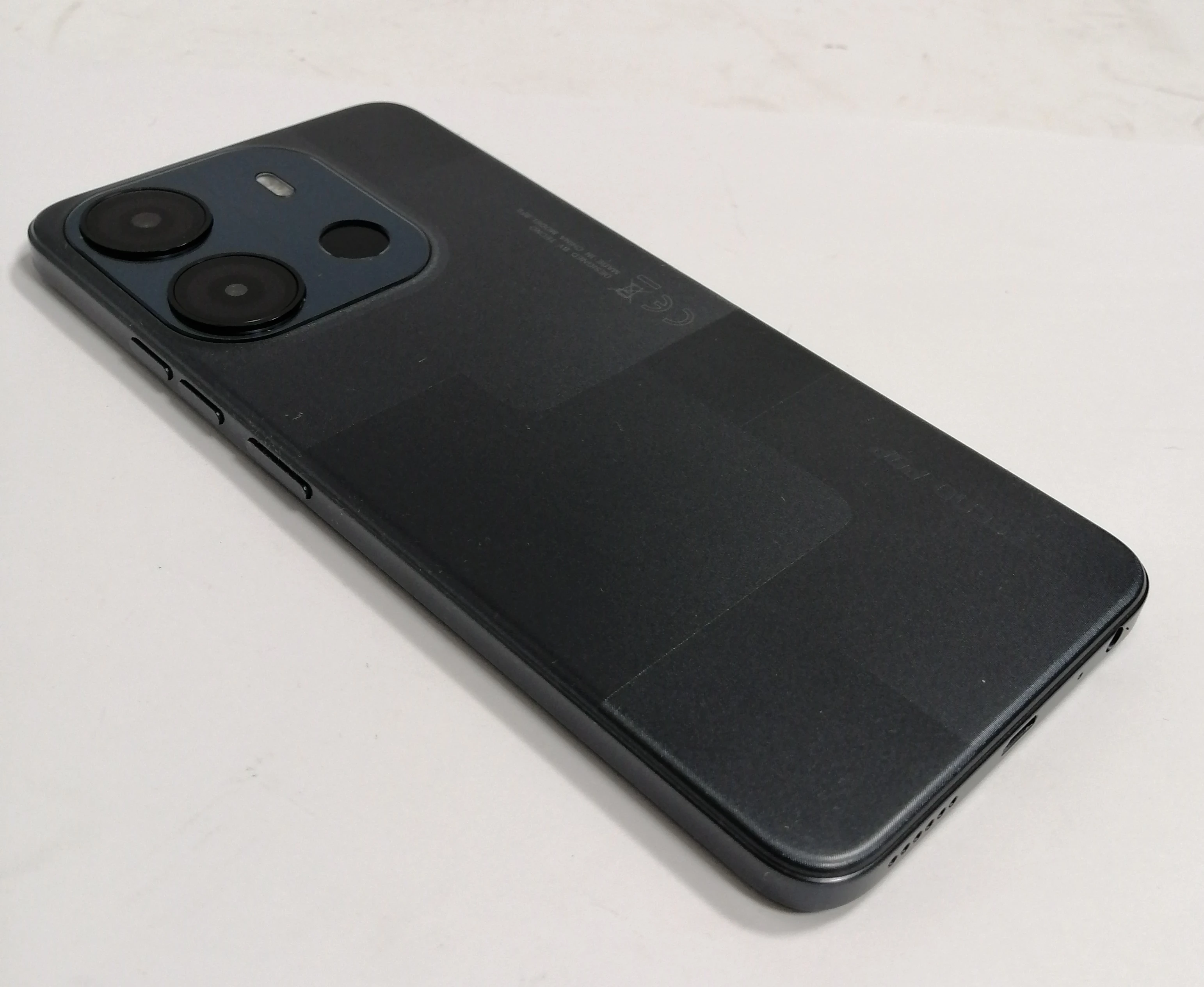 telefon-tecno-pop-7-2gb-64gb-wbudowana-pamiec-64-gb