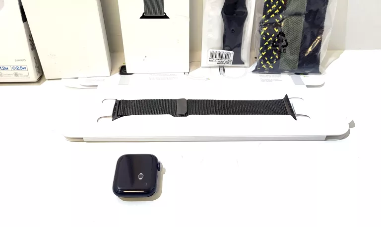 SMARTWATCH APPLE WATCH SE 2ND GEN 44 MM A2723 OPIS!!!