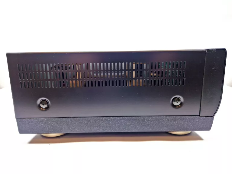 wzmacniacz-technics-su-a700-kolor-czarny