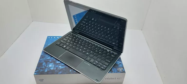 LAPTOP KIANO INTELECT X1 FHD Z8300 2GB 32GB WIN10