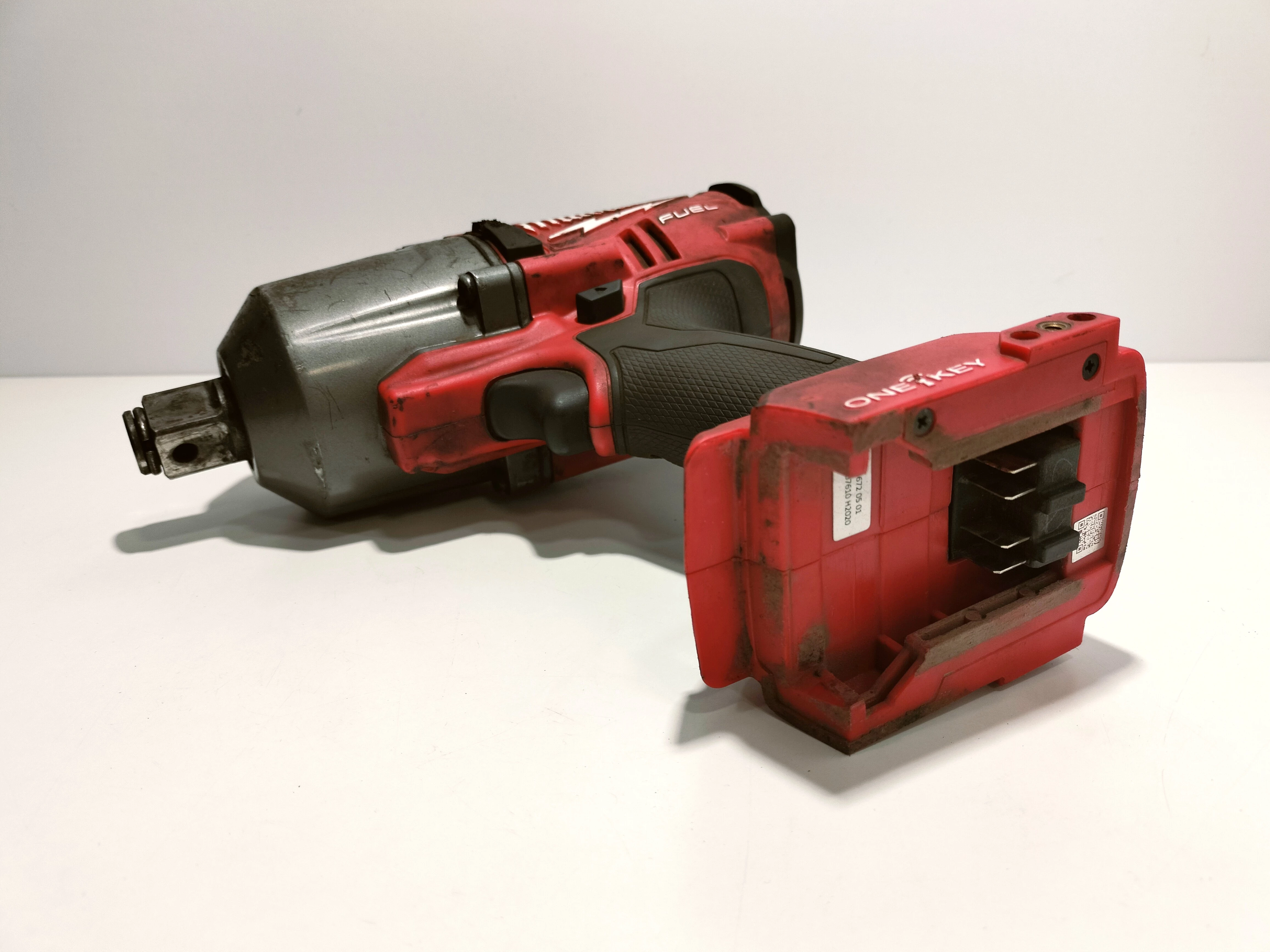 klucz-udarowy-milwaukee-m18-onefhiwf34-2-aku-80ah-50ah-ladowarka-walizka-kod-producenta-4933459730