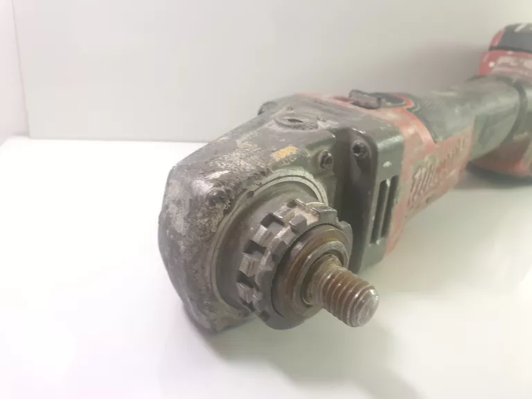 SZLIFIERKA KĄTOWA MILWAUKEE M18