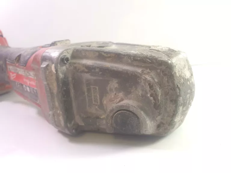 SZLIFIERKA KĄTOWA MILWAUKEE M18
