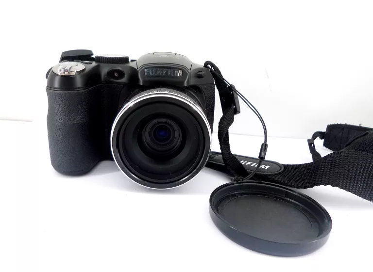 APARAT CYFROWY FUJIFILM S2995
