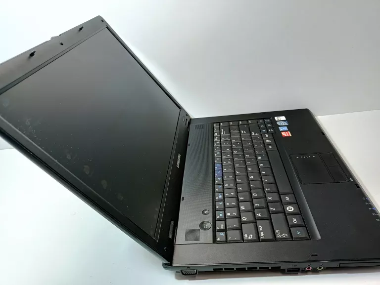 LAPTOP SAMSUNG R60 PLUS