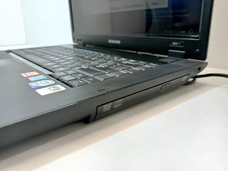 LAPTOP SAMSUNG R60 PLUS