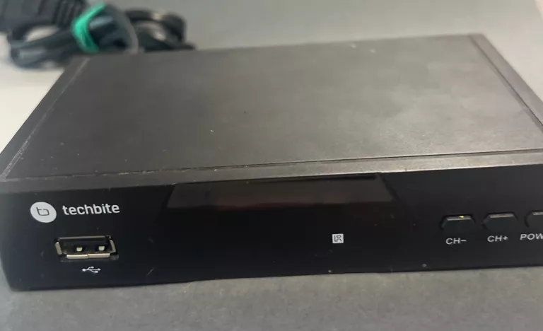 TUNER DVB-T2 TECHBITE EV-1424