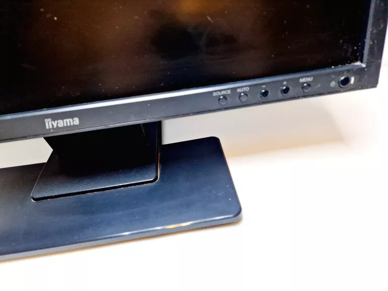 MONITOR IIYAMA PROLITE E2201W/OKABLOWANIE