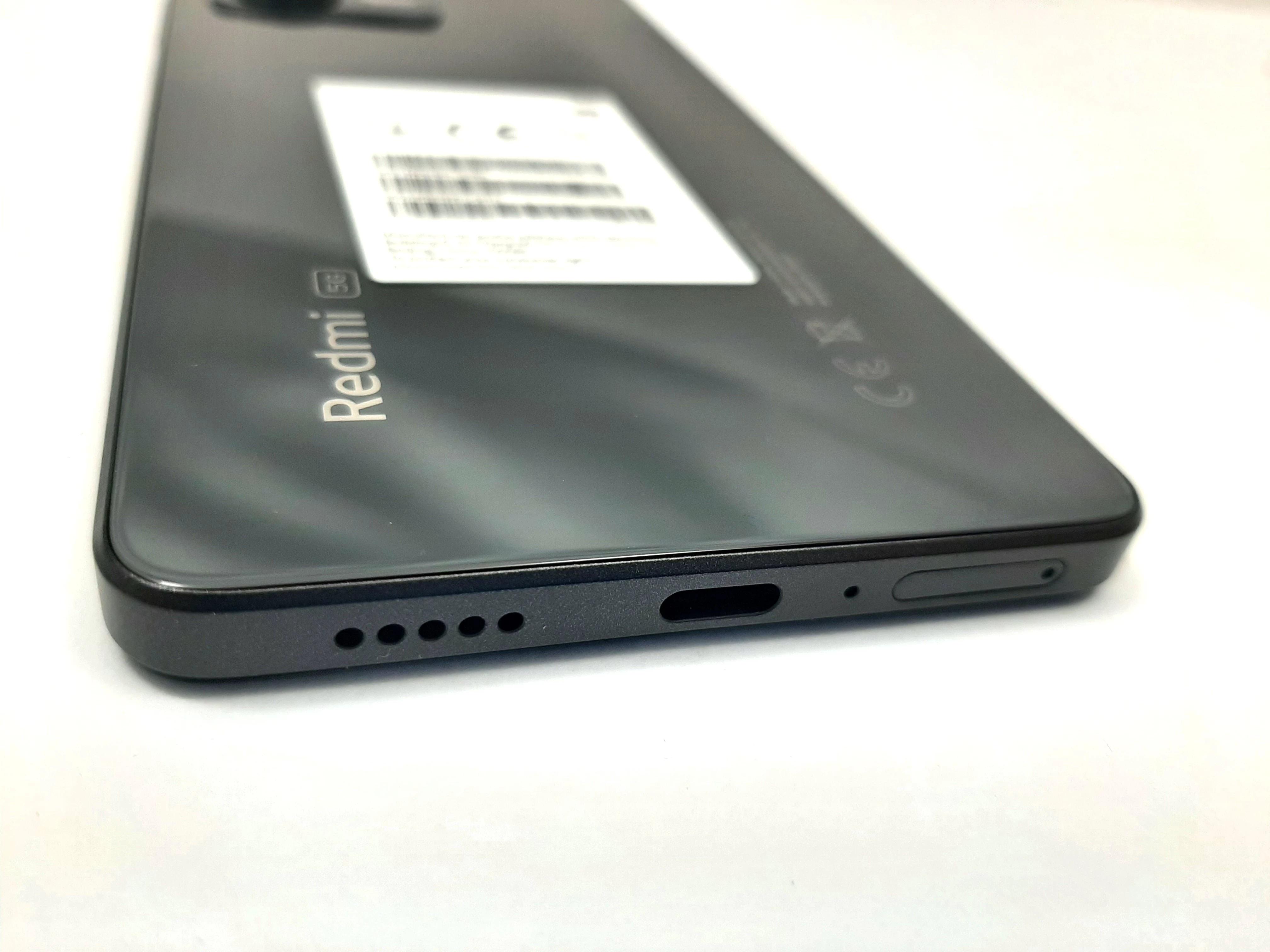 telefon-xiaomi-redmi-note-12-pro-orange-przekatna-ekranu-65