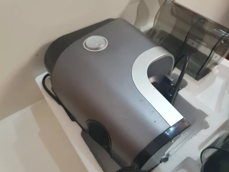 WYCISKARKA WOLNOOBROTOWA GOTZE JENSEN SJ701X