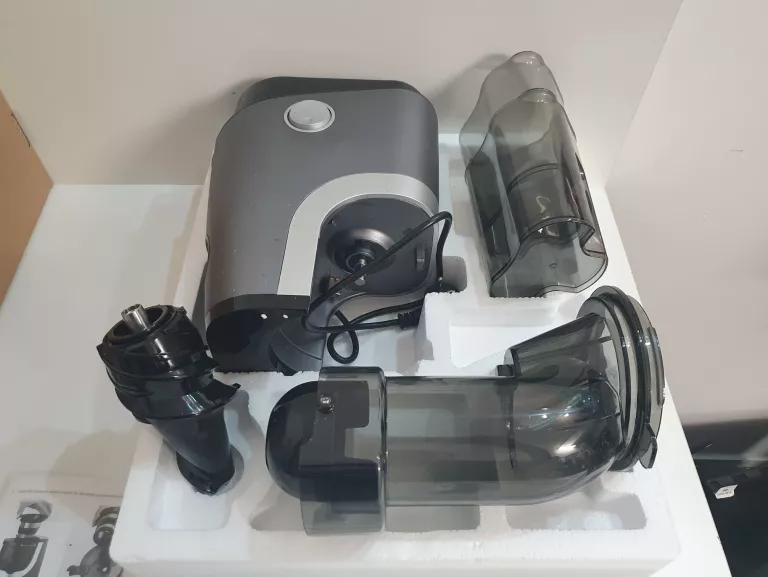 WYCISKARKA WOLNOOBROTOWA GOTZE JENSEN SJ701X