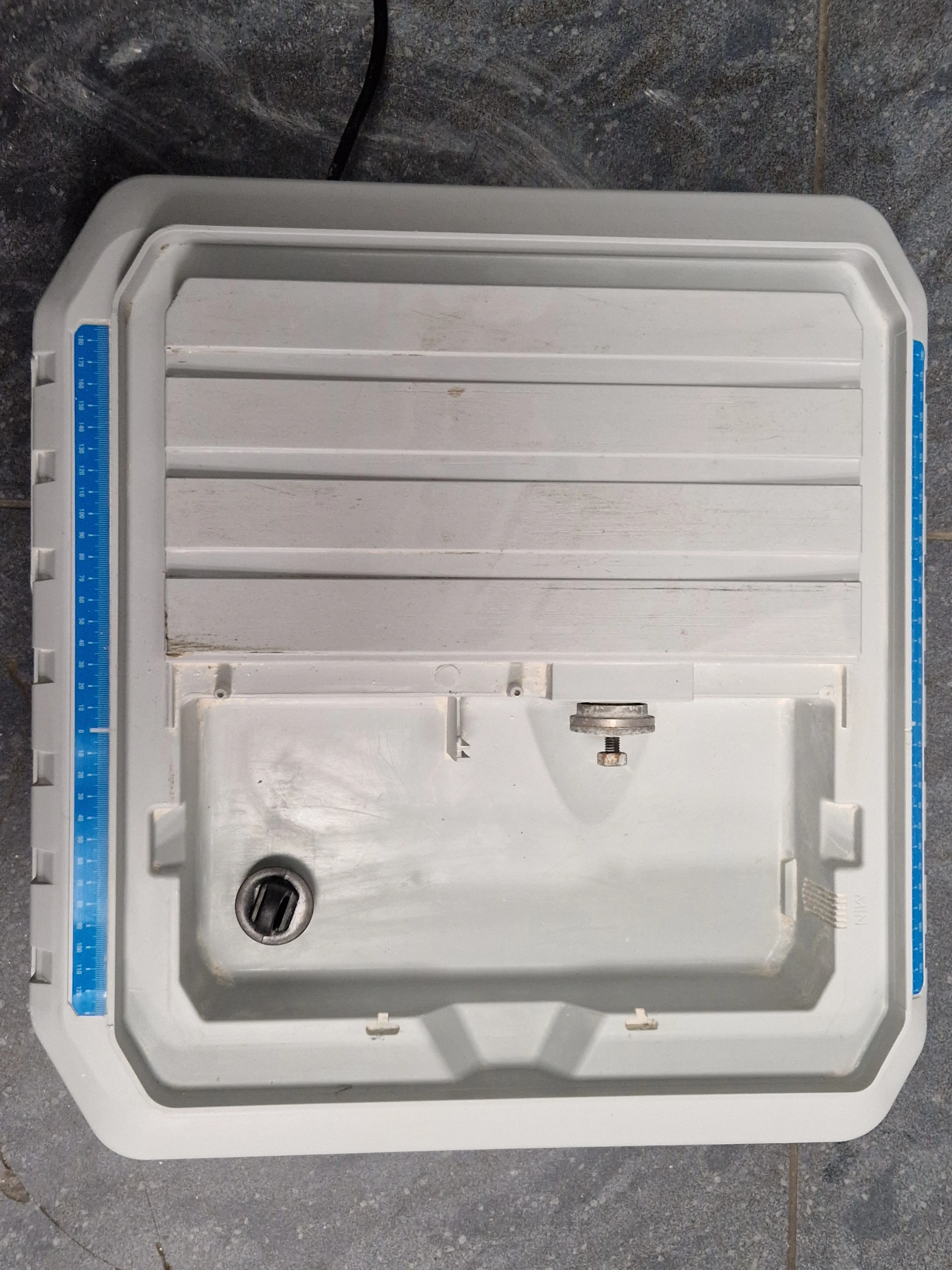 pila-stolowa-macallister-mtc500-600-mm-500-w-stan-uzywany