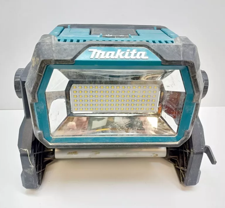 lampa-robocza-makita-dml809-bateria-nadbystrzycka-20-sj-lublin