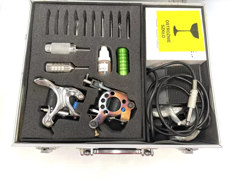 duzy-zestaw-do-tatuazy-czarna-walizka-stan-uzywany