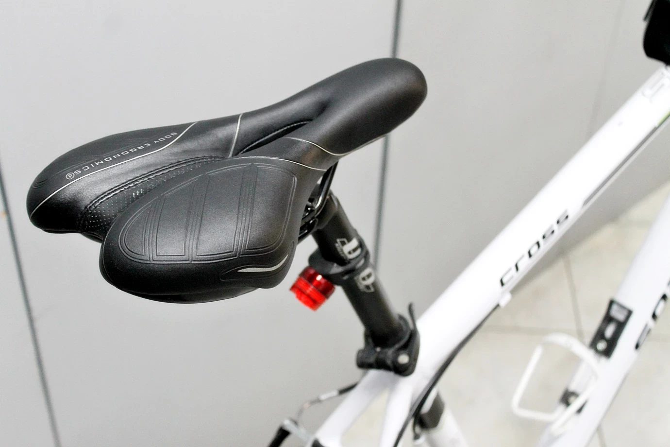 rower-spartacus-cross-rama-19-kola-28-kod-producenta-row28spcr2019b