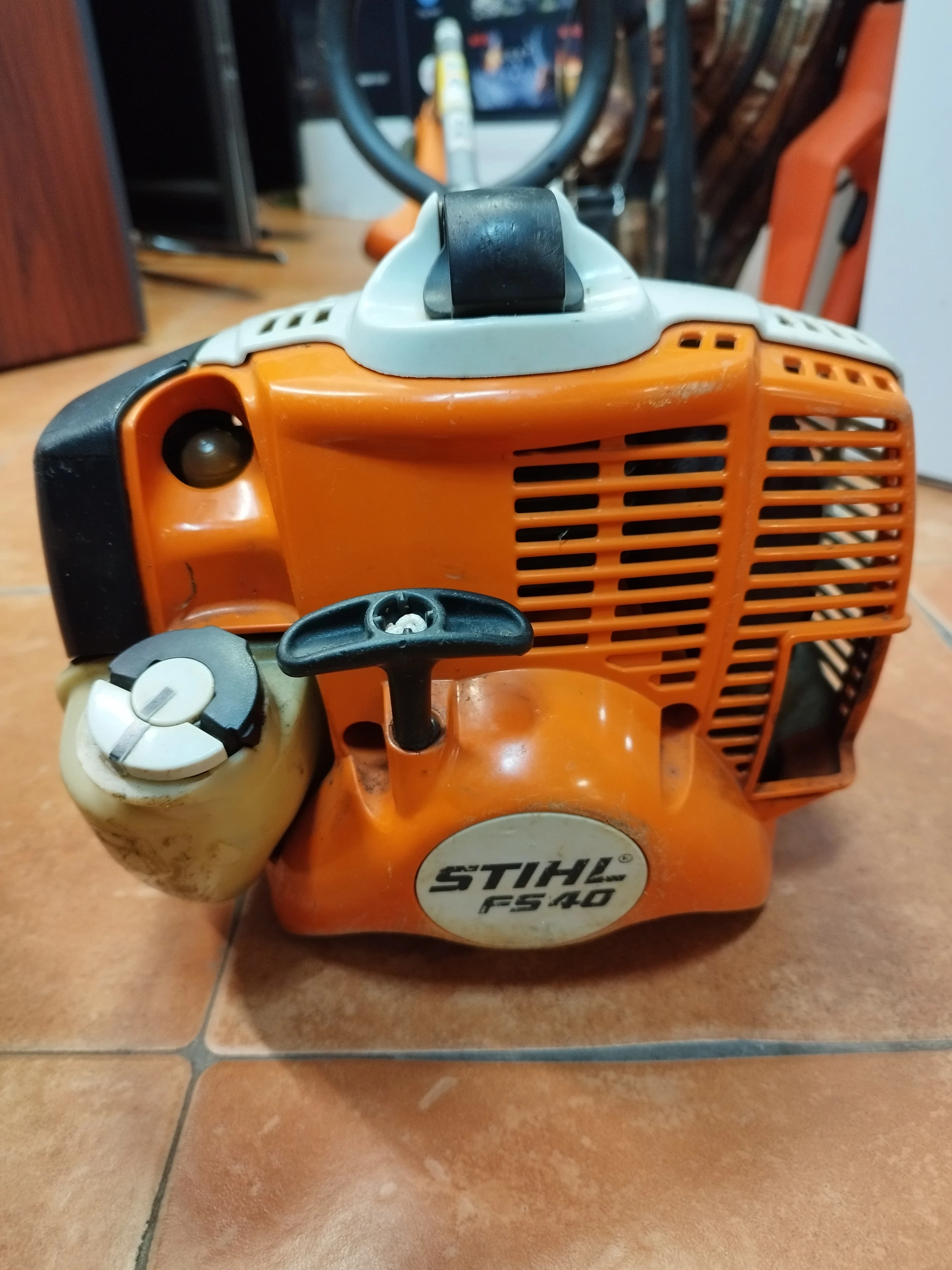 kosa-spalinowa-stihl-fs-40-stan-uzywany