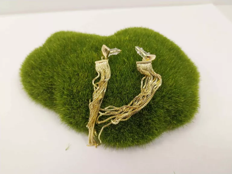 KOLCZYKI STAL 316L ROMB Z WISZĄCYMI ŁAŃCUSZKAMI