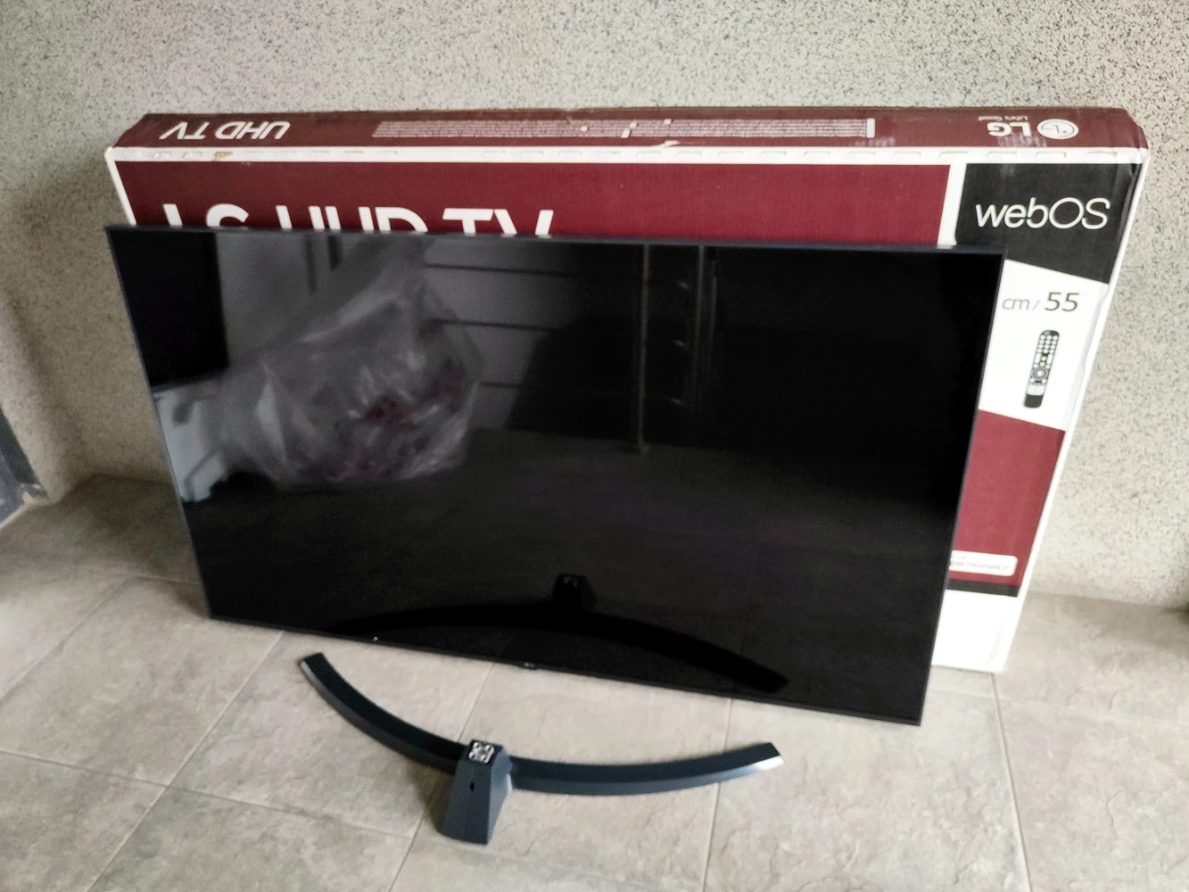 telewizor-lg-55up78003lb-uszkodzony-rozbita-matryca-przekatna-ekranu-cale-55