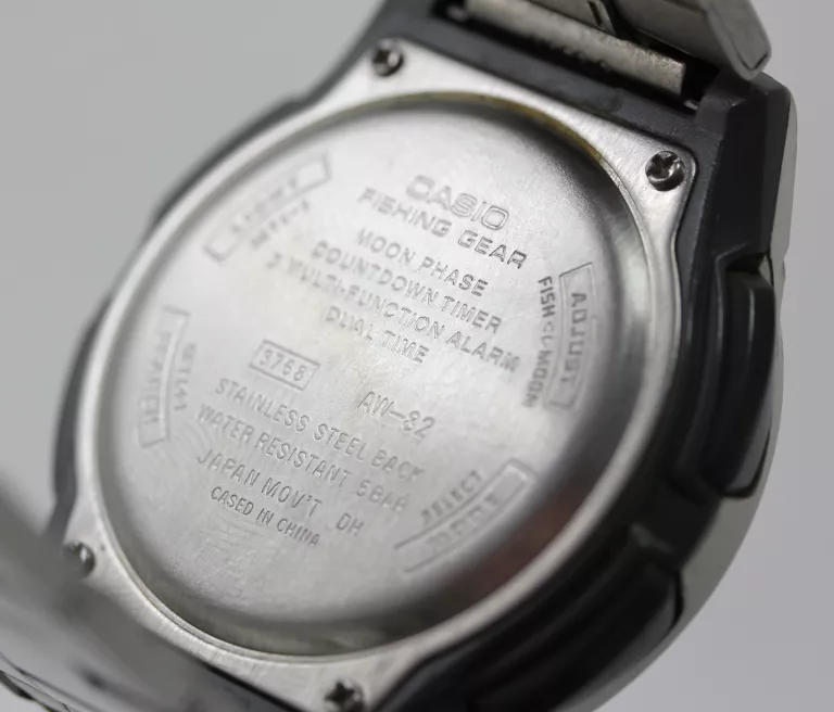 ZEGAREK CASIO FISHING GEAR ILLUMINATOR AW-82