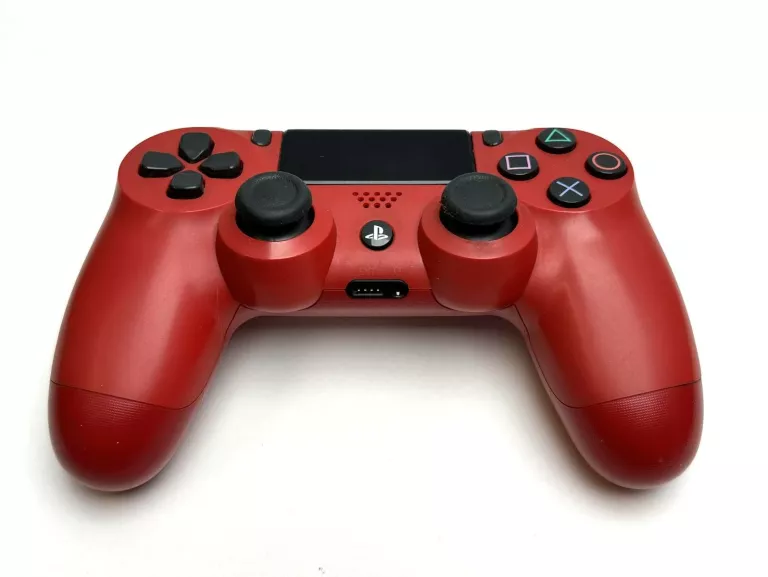 KONSOLA PS4/4 GRY/1 PAD