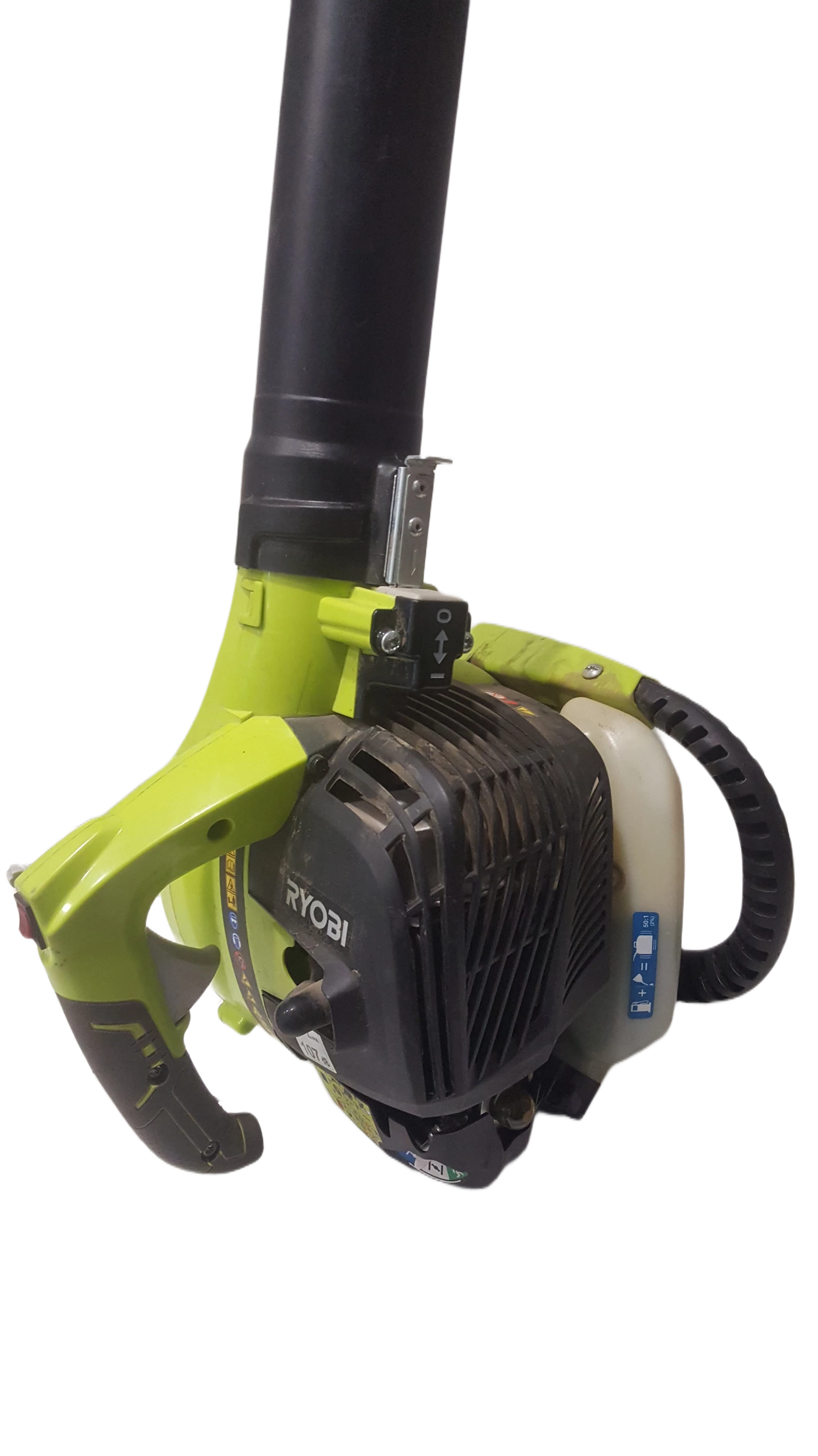 dmuchawa-spalinowa-ryobi-rbv26b-06kw-zadbana-marka-ryobi