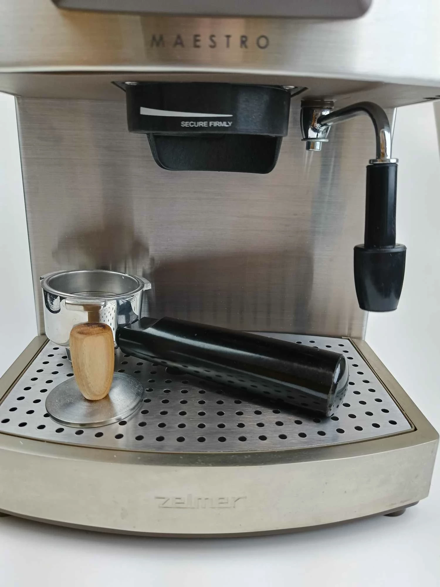 ekspres-zelmer-maestro-13z012-akcesoria-stan-uzywany